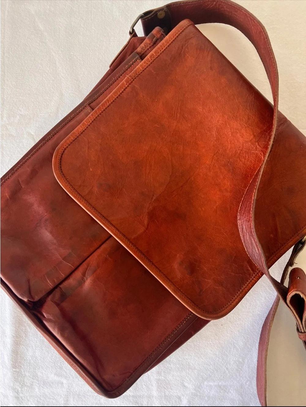 Vintage Genuine Full Grain Leather Messenger Crossbody Bag Rustic Brown